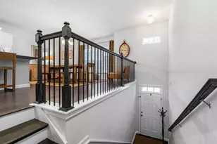 1098 Caruso Dr, Buford, GA 30518 - Photo 3