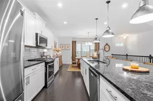 1098 Caruso Dr, Buford, GA 30518 - Photo 7