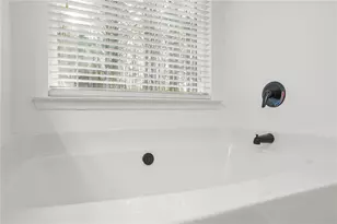 702 Barberry Dr, Woodstock, GA 30188 - Photo 25