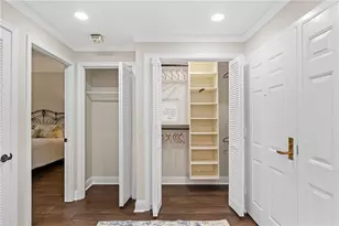 1800 Clairmont Lake, Decatur, GA 30033 - Photo 9