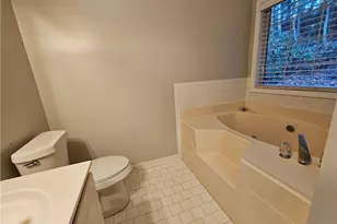 3351 Governors Ct, Duluth, GA 30096 - Photo 31