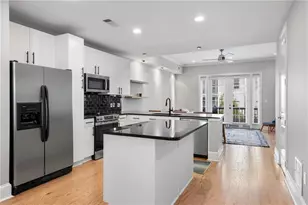 722 Cosmopolitan Dr NE, Atlanta, GA 30324 - Photo 7