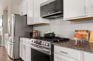 3297 Park Pointe Cir, Scottdale, GA 30079 - Photo 9