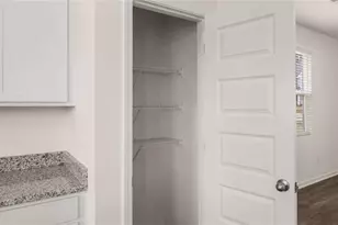 326 Friendship Oak Wy, Hampton, GA 30228 - Photo 9