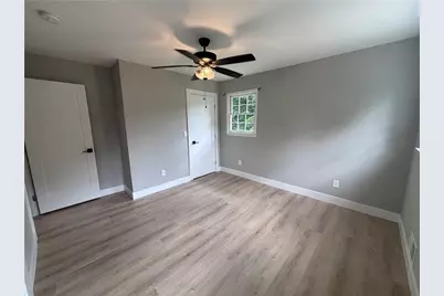 921 James Court NW, Marietta, GA 30060 - Photo 9