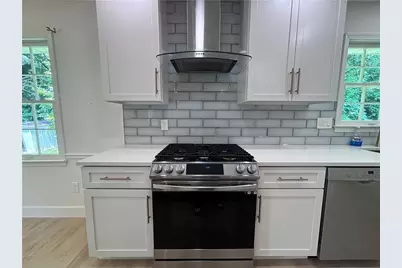 921 James Court NW, Marietta, GA 30060 - Photo 3