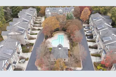 2052 Cobblestone Circle NE, Atlanta, GA 30319 - Photo 33