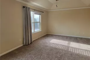 2707 Morgan Glen Rd, Buford, GA 30519 - Photo 11