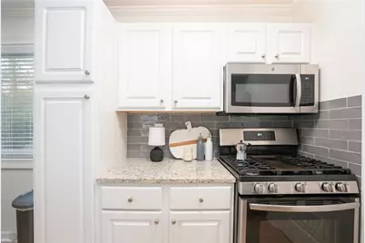 100 Biscayne Drive NW #D1, Atlanta, GA 30309 - Photo 11