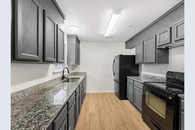 1252 Lakeview Drive NW, Conyers, GA 30012 - Photo 9