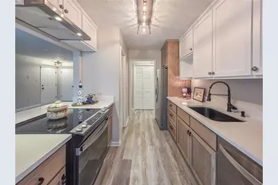 2214 Lake Pointe Circle, Roswell, GA 30075 - Photo 21