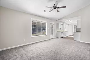 5345 Memorial Ln, Powder Springs, GA 30127 - Photo 9