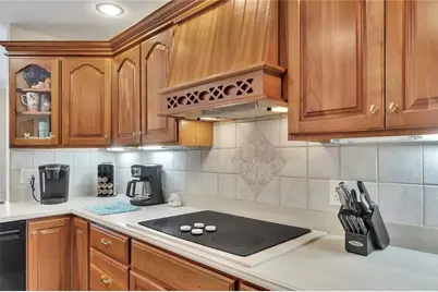 2770 S Cherokee Lane, Woodstock, GA 30188 - Photo 9