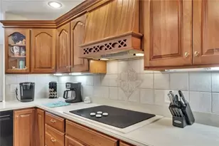 2770 S Cherokee Ln, Woodstock, GA 30188 - Photo 9