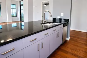 565 Peachtree Street NE, Atlanta, GA 30308 - Photo 9