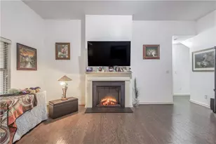 21 Sunny Pt, Newnan, GA 30263 - Photo 5