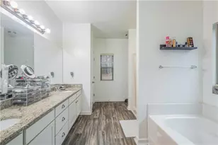 21 Sunny Pt, Newnan, GA 30263 - Photo 23