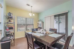 21 Sunny Pt, Newnan, GA 30263 - Photo 11