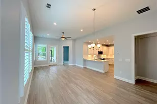 560 Ontario Ln, Hoschton, GA 30548 - Photo 3