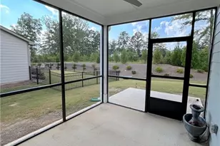 560 Ontario Ln, Hoschton, GA 30548 - Photo 15