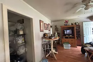 479 Aberdeen Dr NW, Atlanta, GA 30318 - Photo 7