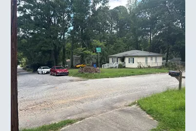 479 Aberdeen Drive NW, Atlanta, GA 30318 - Photo 1