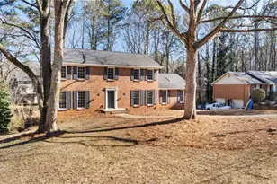 2302 Smokehouse Path, Lawrenceville, GA 30044 - Photo 5