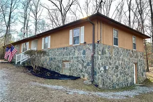 3232 Bevis Rd, Franklin, GA 30217 - Photo 3