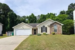 1443 Pebble Ridge Ln, Hampton, GA 30228 - Photo 1