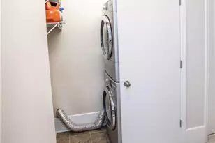 745 Fountainhead Ln NE, Atlanta, GA 30324 - Photo 9