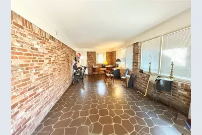 1024 Burton Drive NE, Atlanta, GA 30329 - Photo 17