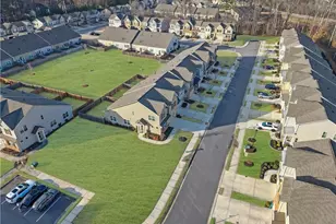 2910 Bishopstone Wy, Cumming, GA 30040 - Photo 35