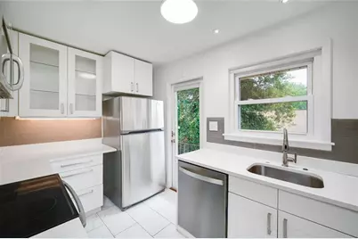 3510 Roswell Road NW #M4, Atlanta, GA 30305 - Photo 9