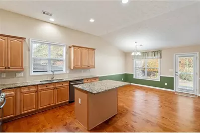 1943 Jameson Circle, Lawrenceville, GA 30043 - Photo 7