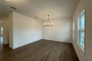 5449 Hargrove Way, Flowery Branch, GA 30542 - Photo 3