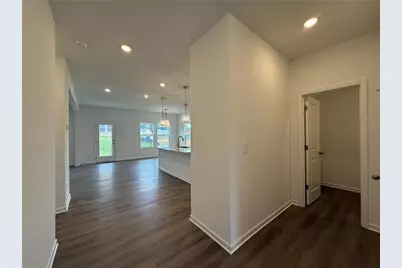 5449 Hargrove Way, Flowery Branch, GA 30542 - Photo 7