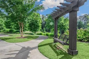 15 Lochurst Ln, Roswell, GA 30076 - Photo 29