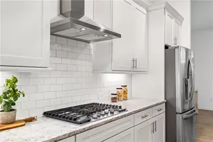 15 Lochurst Ln, Roswell, GA 30076 - Photo 7