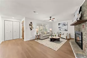 7 Dry Pond Dr, Clayton, GA 30525 - Photo 9