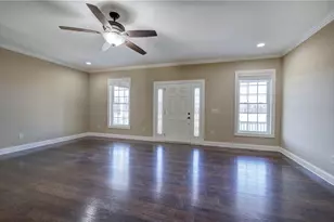 342 Jo Ann Dr SE, Calhoun, GA 30701 - Photo 5