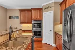 1006 Silver Thorne Dr, Loganville, GA 30052 - Photo 17