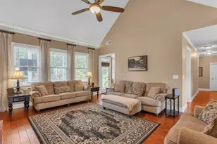 1006 Silver Thorne Dr, Loganville, GA 30052 - Photo 5