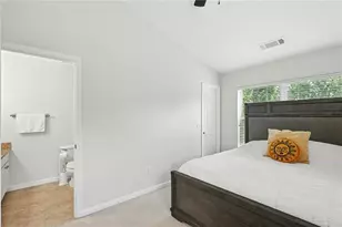 1689 Liberty Pkwy NW, Atlanta, GA 30318 - Photo 23