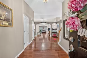 811 Rock Elm Dr, Auburn, GA 30011 - Photo 5