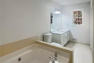 304 Lamden Ct, Lawrenceville, GA 30046 - Photo 11