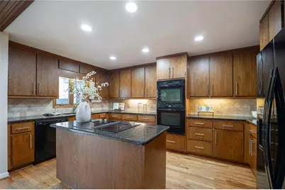 395 Longs Peak, Johns Creek, GA 30022 - Photo 9