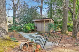 64 Clarendon Ave, Avondale Estates, GA 30002 - Photo 27