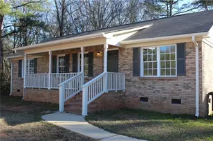 65 Faye Kight Cir, Hartwell, GA 30643 - Photo 3