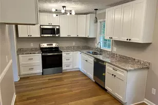 65 Faye Kight Cir, Hartwell, GA 30643 - Photo 3