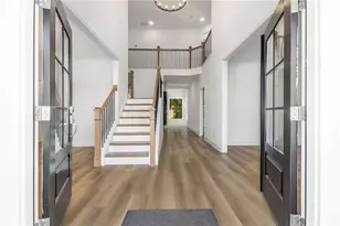 9135 Fox Trail Ln, Gainesville, GA 30506 - Photo 5